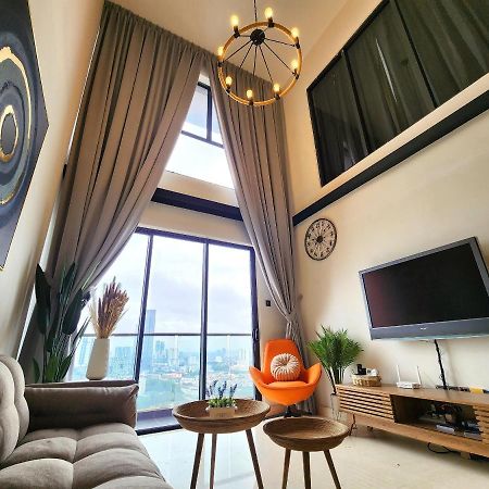 Loft Suite City View Jb Ciq 7Pax Johor Bahru Esterno foto