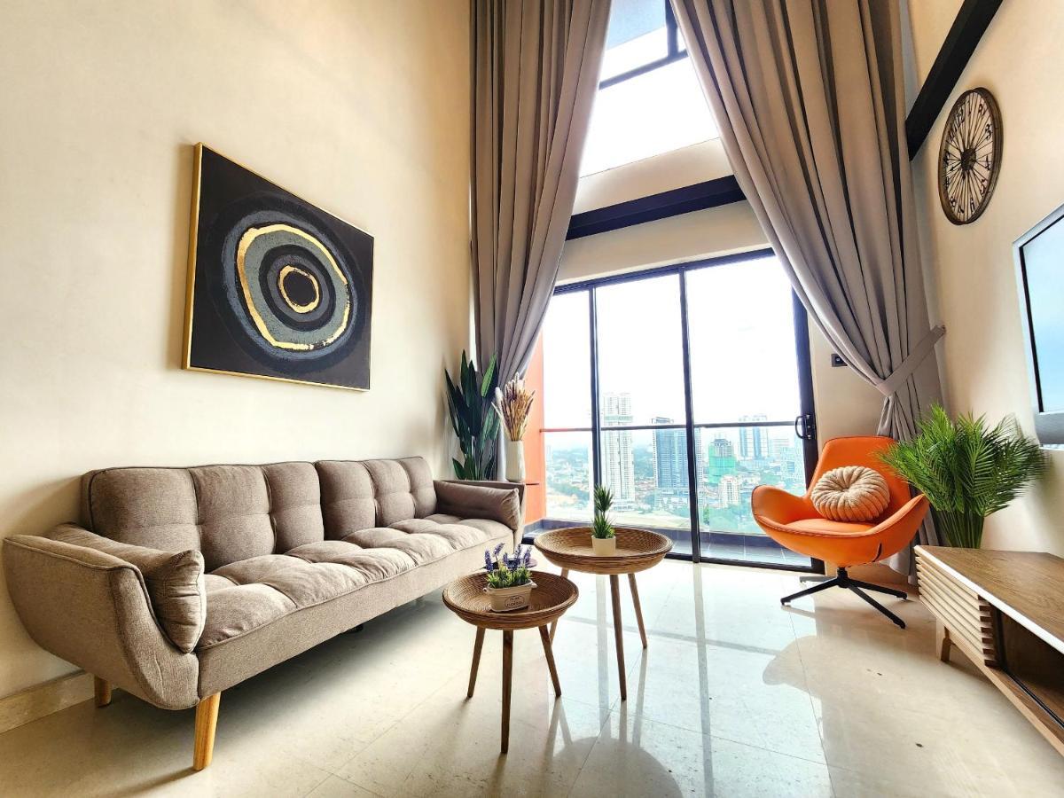 Loft Suite City View Jb Ciq 7Pax Johor Bahru Esterno foto